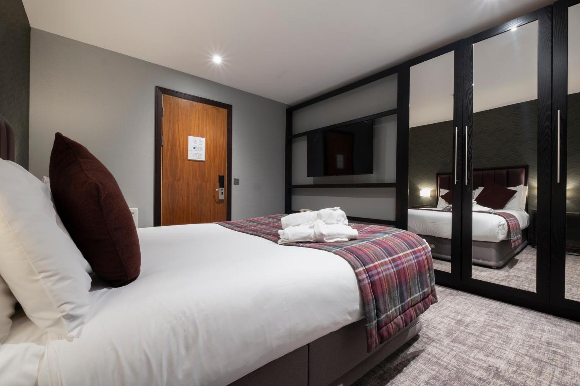 The Lodge On Loch Lomond Hotel Luss Exteriör bild